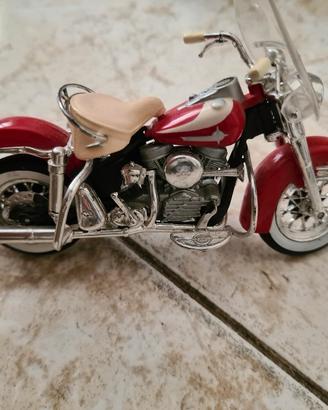 Harley-Davidson Duo-Glide del 1962