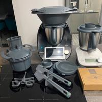 Bimby Tm6 nero usato