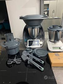 Bimby Tm6 nero usato