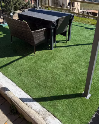 Prato sintetico 30mm - 2 da 2X5 mt + 1 da 1X2 mt