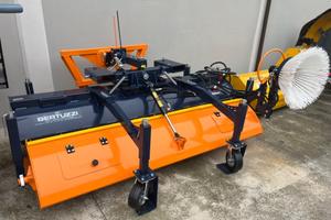 Spazzatrice rotativa per stalla e piazzale