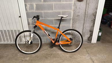 Mountain Bike Scott Voltage YZ30 come nuova
