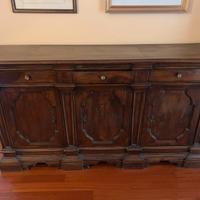 Credenza antica in legno artigianale