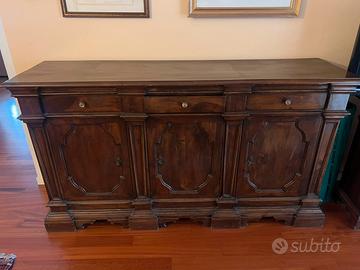 Credenza antica in legno artigianale