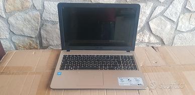 PC notebook Asus R540S