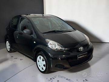 Toyota Aygo 1.0 12V VVT-i 5 porte Sol