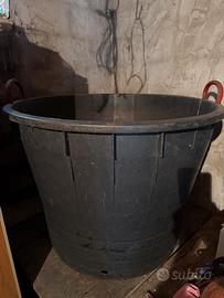 Recipiente per vino da 350 litri