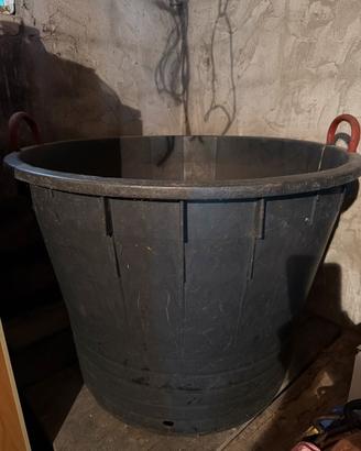 Recipiente per vino da 350 litri