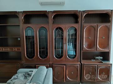 4 mobili/ credenza in legno con intagli