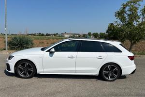 AUDI A4 Avant 35 tdi SLINE