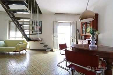 4 LOCALI A TORTORETO