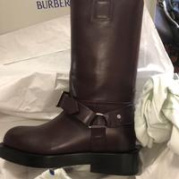 Stivali camperos pelke Burberry