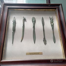 Quadri teche con strumenti chirurgici Egizi Romani