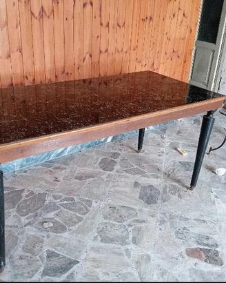 Tavolo per salone