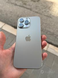 iPhone 16 Pro Max Titanio Naturale Immacolato