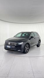 Volkswagen Tiguan II 2016 2 tdi Advanced 150cv dsg