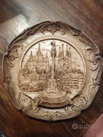 piatto in gesso Barcellona anno 2005