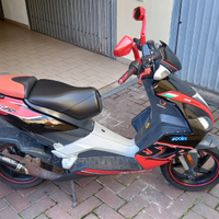 Aprilia Sr 50 r 2012