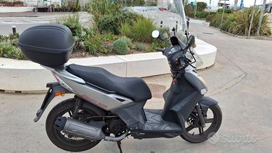 scooter Kymco Agility 200
