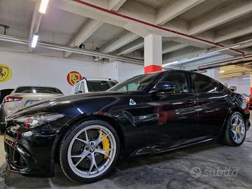ALFA ROMEO Giulia 2.9 V6 BI-TURBO QUADRIFOGLIO +