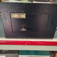 Cassaforte a muro Mottura