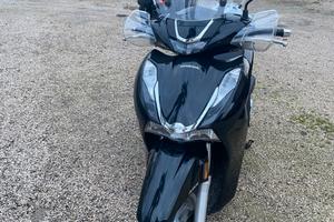 Honda SH 350 zero sinistri