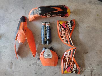 plastiche redbull KTM exc 125 2010