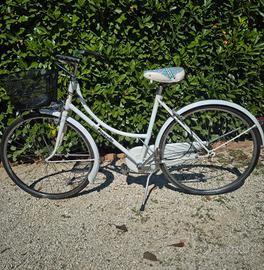 BICI DONNA  DA FERMATA