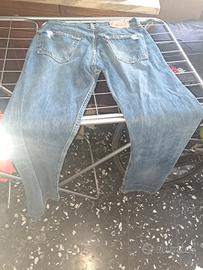 JEANS LEVIS 501