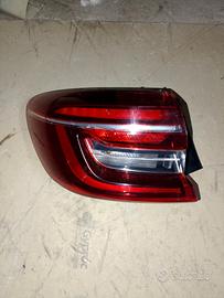 Stop e specchietti Renault Clio 2021