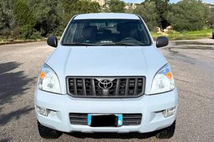 Toyota Land Cruiser  kdj 120