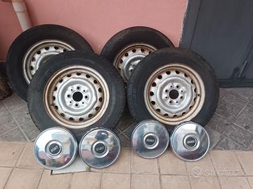 Cerchi completi per fiat 127/128