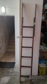 scale in legno vintage 
