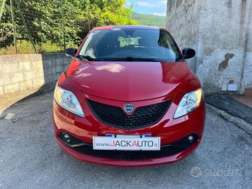 Lancia Ypsilon 0.9 TwinAir 85 CV 5 porte Metano Ec