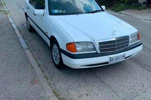 Mercedes 220 disel