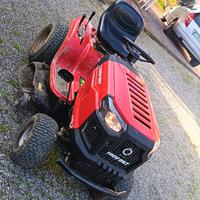 trattorino tagliaerba 