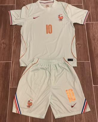 Completo Francia Mbappé 10 Nike Nuovo Taglia M