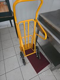 carrello porta roba