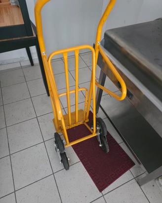 carrello porta roba