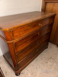 Cassettiera in legno stile classico