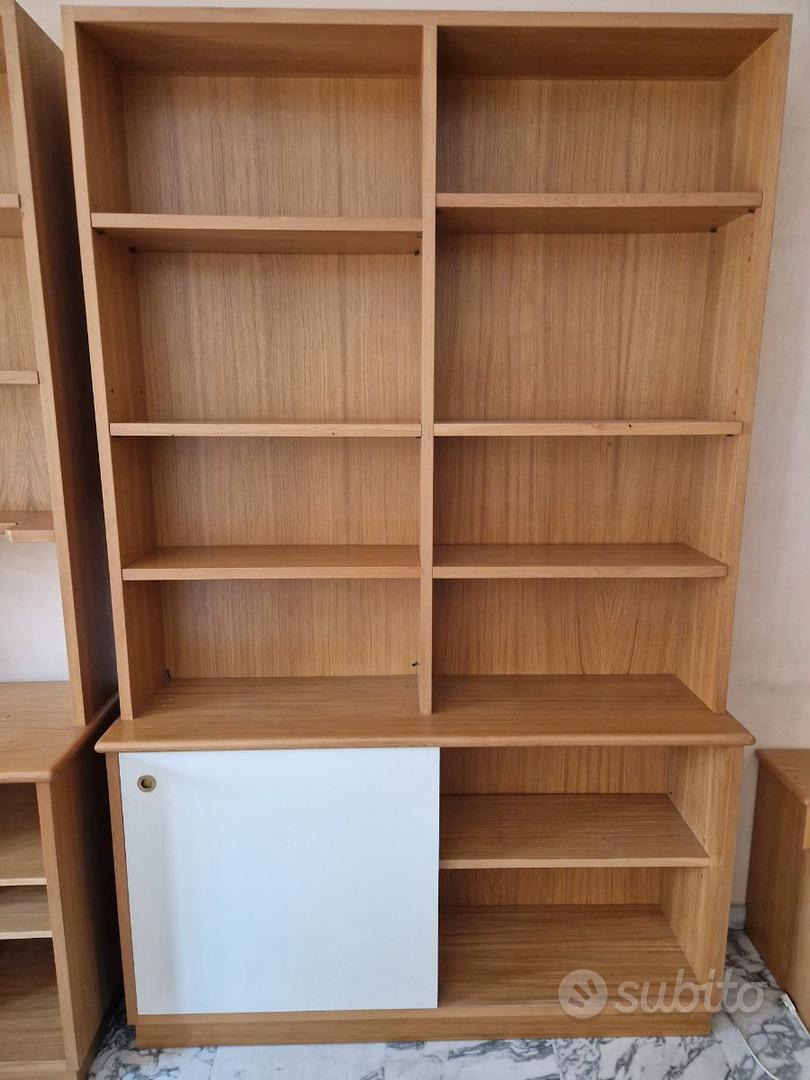 Libreria Da Tavolo In Legno A Forma Di V – Organizzatore Desktop Compatto 40x26x24 Cm, Portariviste E Libri Per Scrivania
