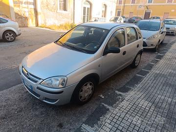 Opel Corsa 1.0