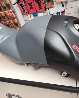 Serbatoio Ducati V4 Panigale e street fighter
