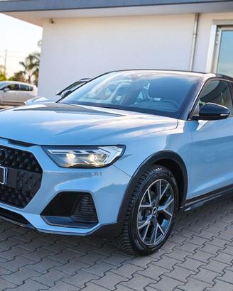 AUDI A1 City Carver Allstreet S-tronic S-line