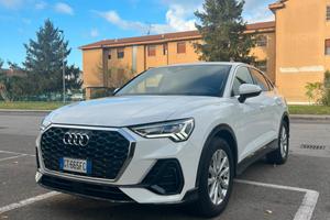 Audi Q3 SPB  35 Tdi S Tronic Bussines