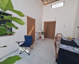 Grottaglie-indipendente con veranda