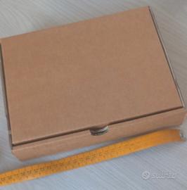 330 scatole per spedizione