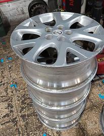 4 cerchi in lega Mazda da 18 pollici a cinque fori