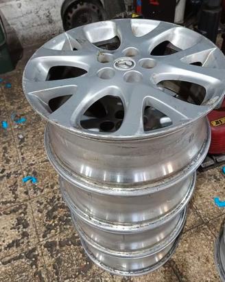 4 cerchi in lega Mazda da 18 pollici a cinque fori