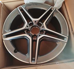 Cerchi in lega originali Mercedes AMG 